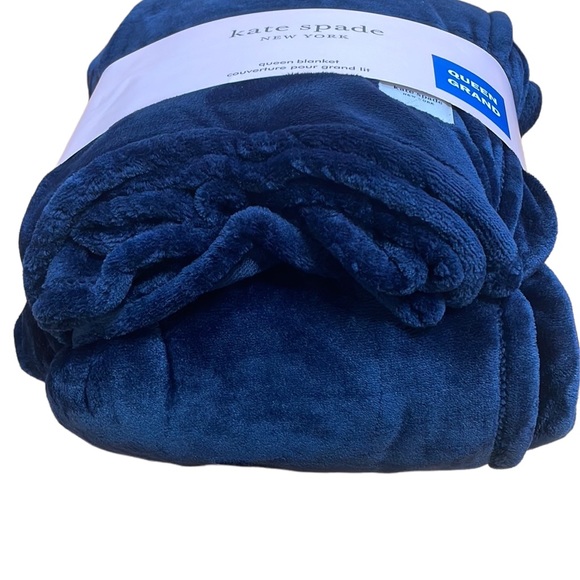 kate spade Bedding Kate Spade Queen Blanket Poshmark